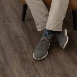 CALI Long-Board Vinyl Pro 6-Piece 9-in X 70.87-in Offshore Oak Luxury Vinyl Plank Flooring -Tile Nest Sales Store 810124039592 12535107 1800x1800